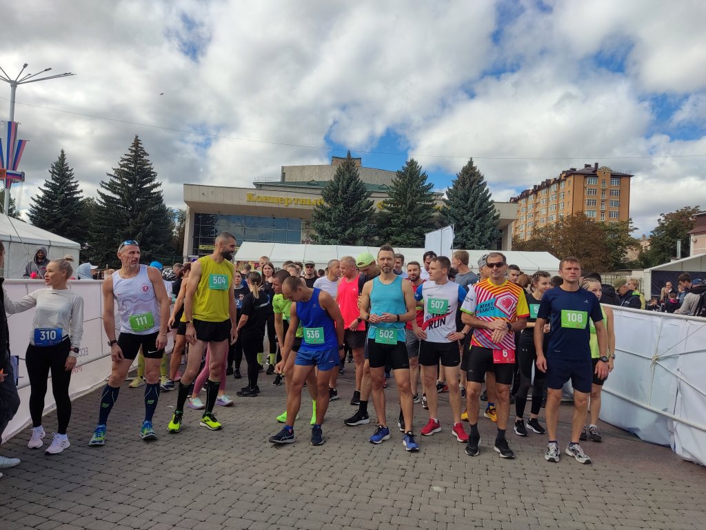Ессентукский марафон «Защищая жизни» пробежало больше 200 спортсменов.