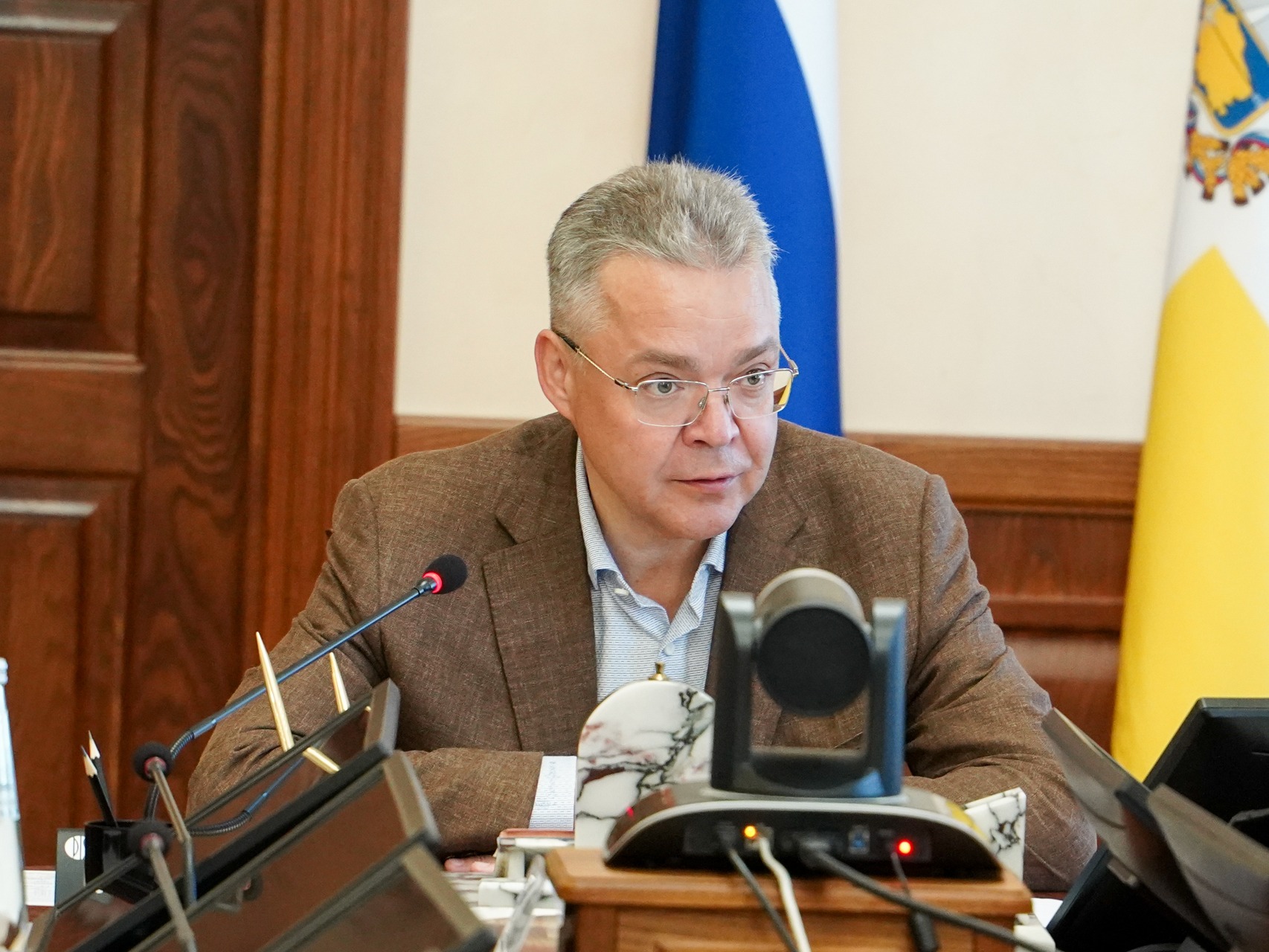 Губернатор Ставрополья и представители руководства компании «Россети» обсудили развитие электросетевого комплекса региона.